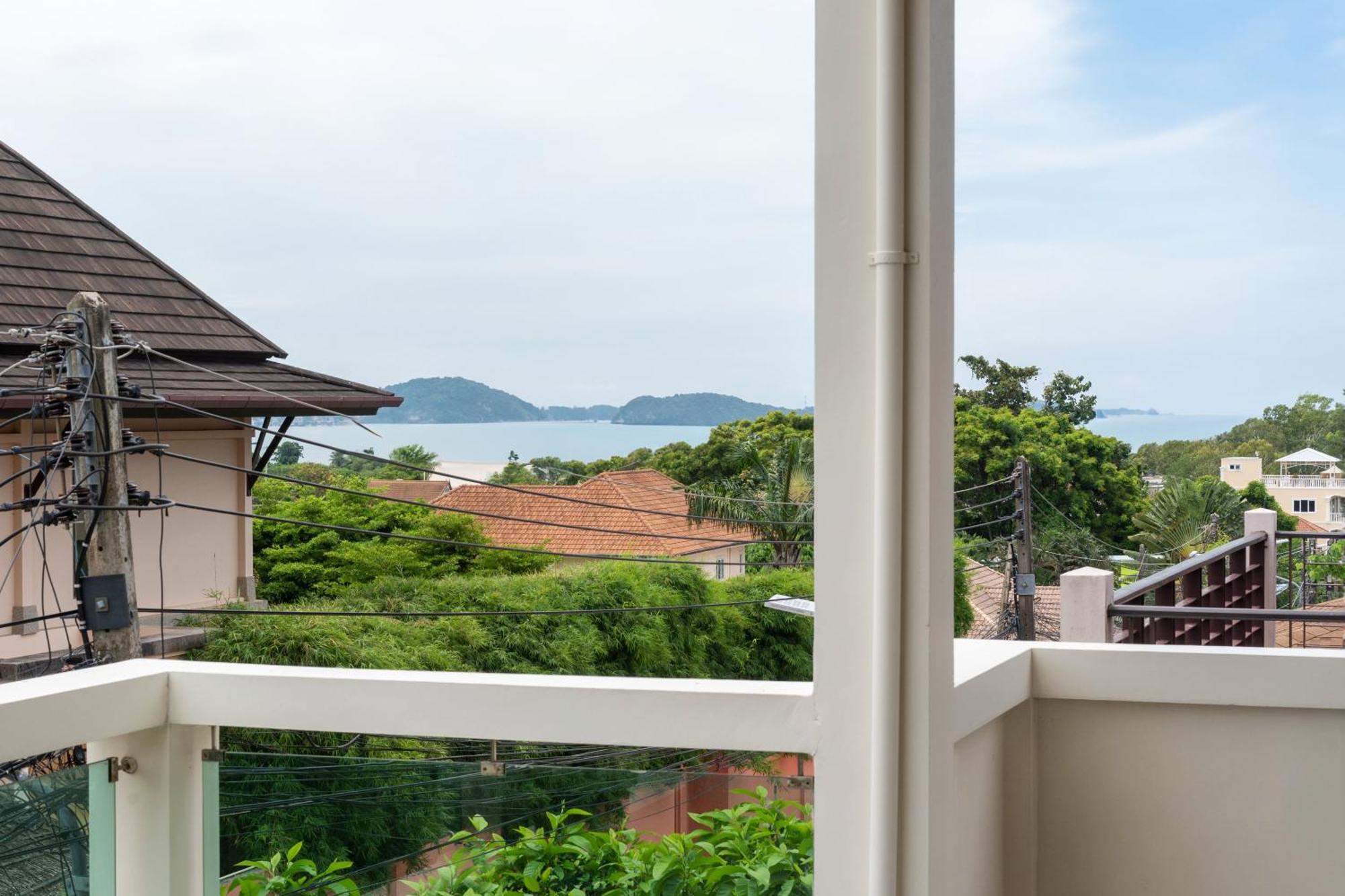 Apartment 1 Bedroom In Naiharn T Ban Saiyuan Exteriör bild